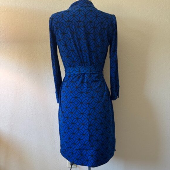 Donna Morgan Blue Shift Dress 3/4 sleeve with Tie Waist Size 2 - Picture 2 of 5